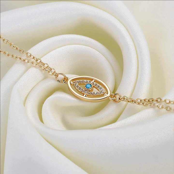 Minimal Evil Eye Bracelet