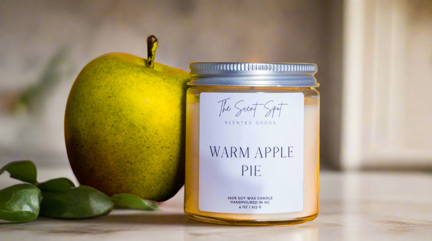 Warm Apple Pie Candle - Cozy Ambiance for Any Room
