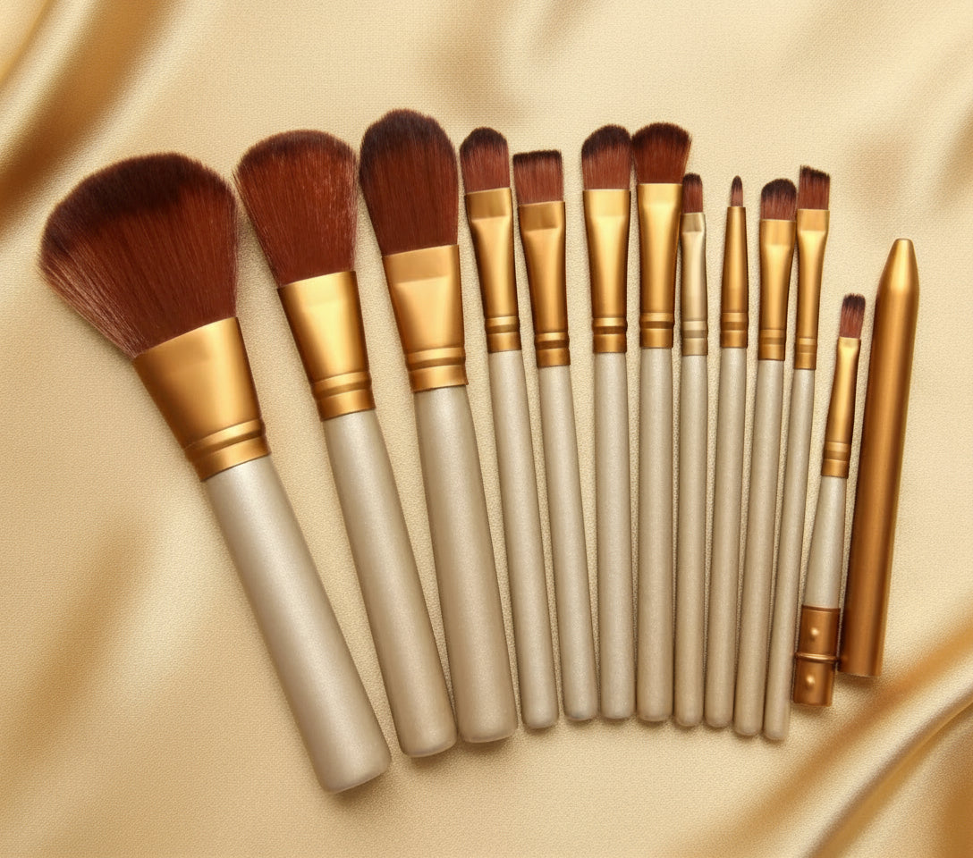 Makeup Brush Set - Flawless Application & Stylish Case