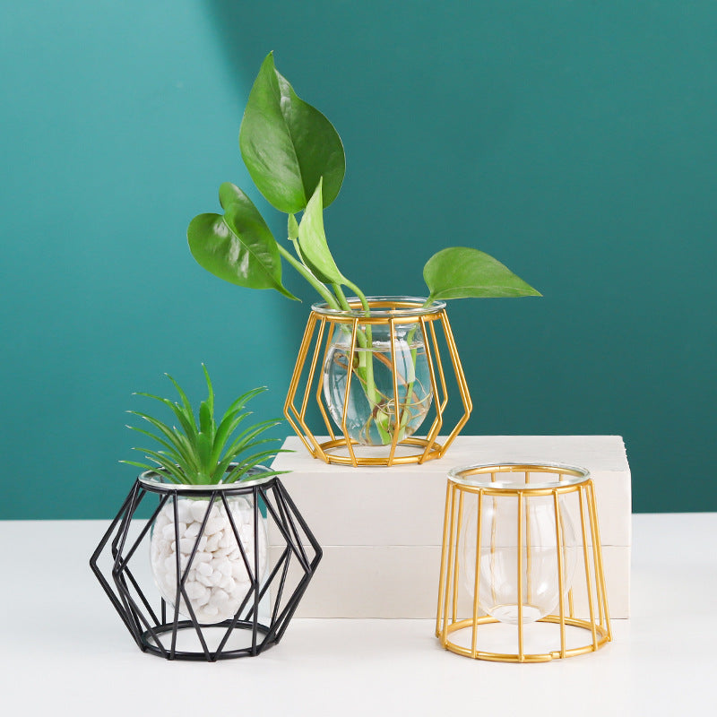 Geometric Glass Vase - Elegant Décor for Any Space