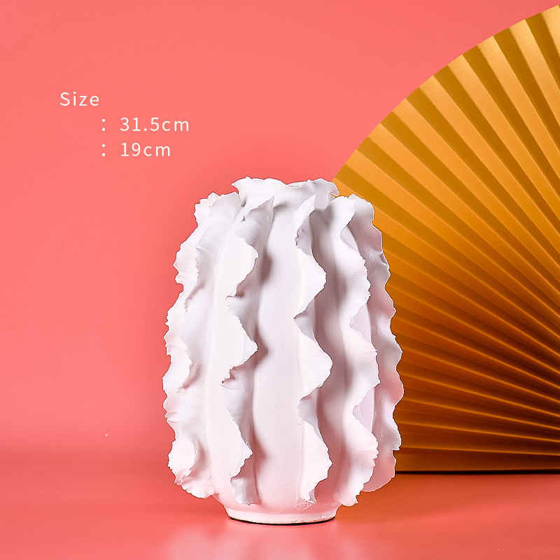 Elegant Ceramic Flower Vase - Perfect for Home Decor