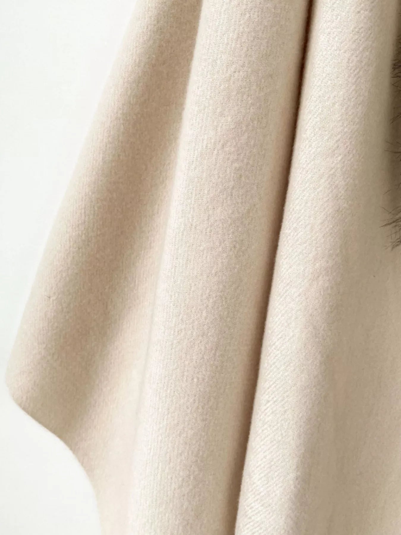 1a1e571d766547b09b44857f0b861674-Max-Origin