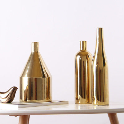 Elegant Gold-Plated Ceramic Vase - Perfect for Home Decor