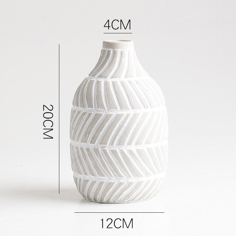 Elegant Ceramic Vase - Modern Decor for Any Space