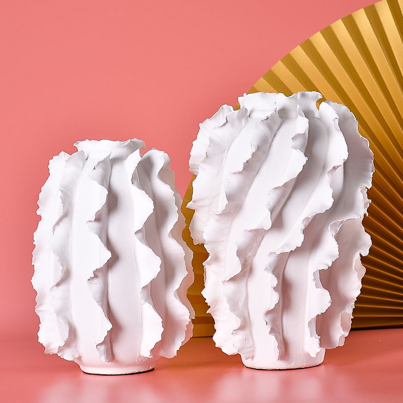 Elegant Ceramic Flower Vase - Perfect for Home Decor