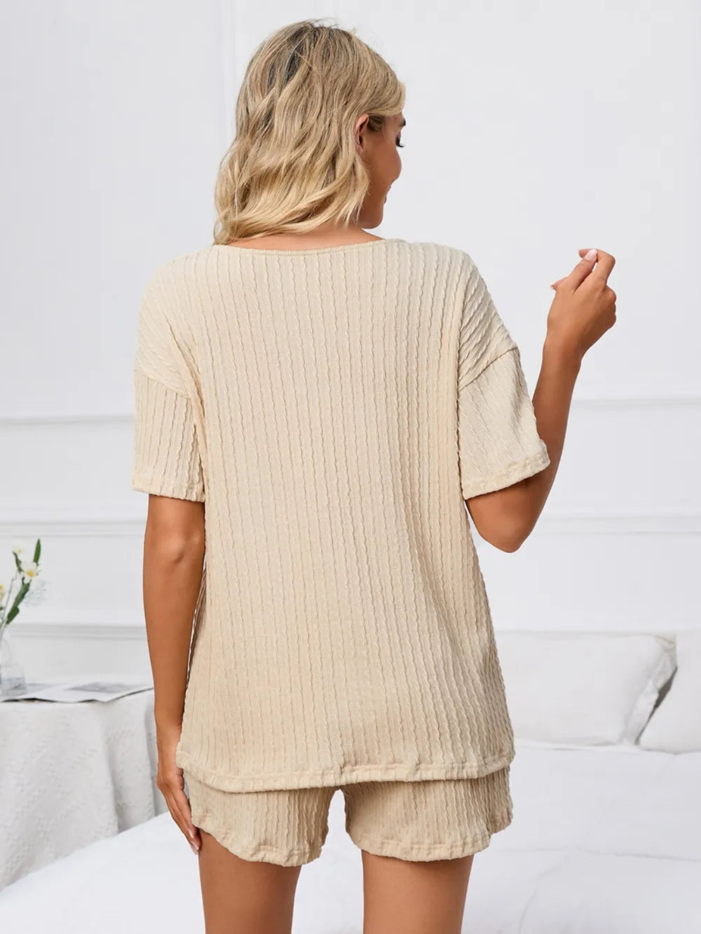 56c60144-761f-43c9-b1a4-8e703980d7bc-Max