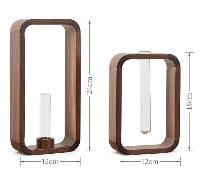 Elegant Glass Vase - Perfect for Tabletop Flower Displays