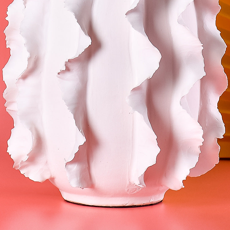 Elegant Ceramic Flower Vase - Perfect for Home Decor