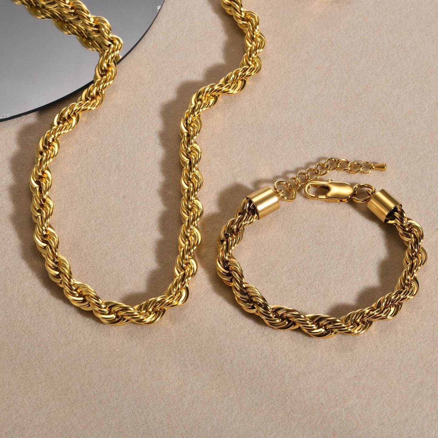 18K Gold Plated Chunky Twisted Verona Bracelet