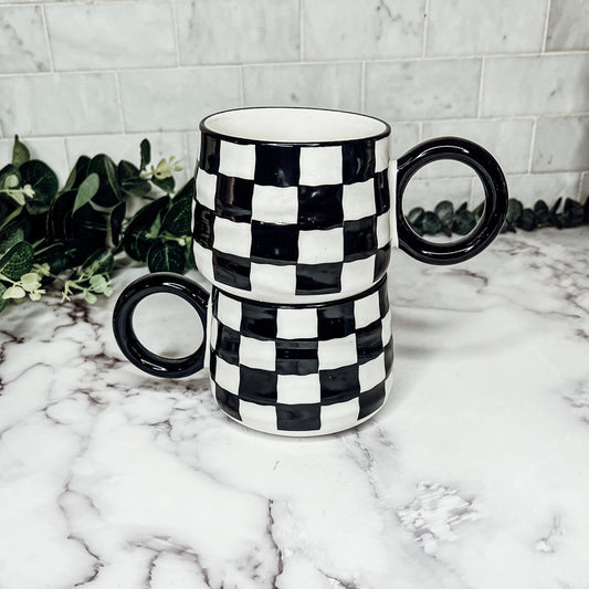 Retro Checkered Coffee Mug - Artisan Crafted & Durable