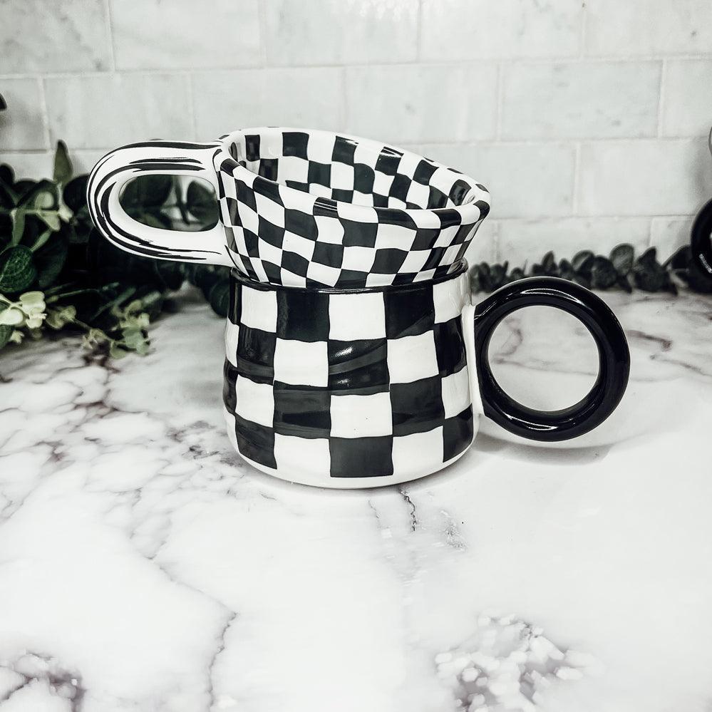 Retro Checkered Coffee Mug - Artisan Crafted & Durable