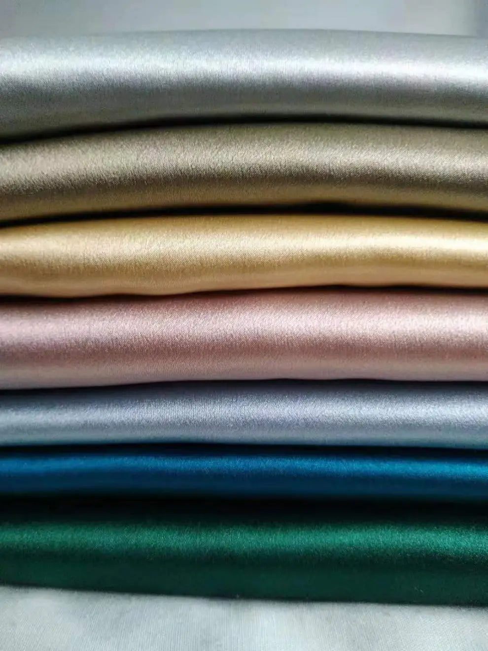 Silk Pillowcase - Protects Skin & Hair Overnight