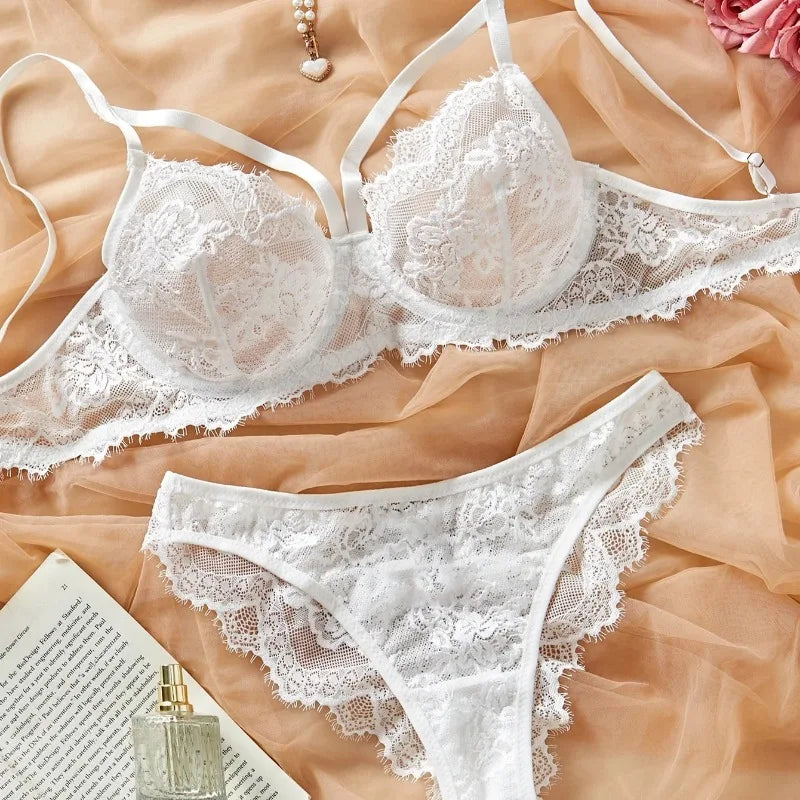Lace Underwire Bra & Brazilian Panties Set - Sexy Style