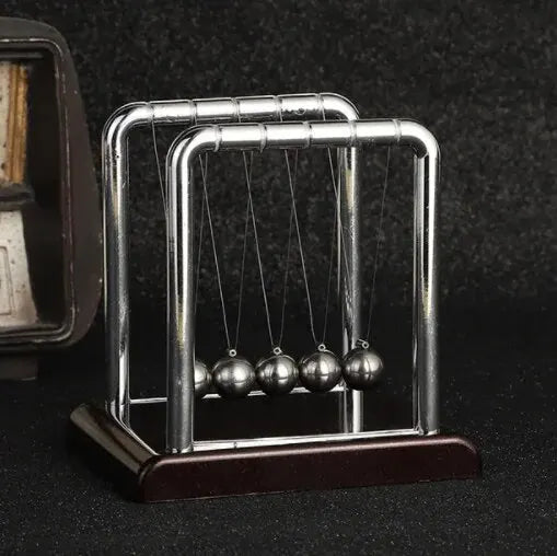 Newton's Cradle - Stress Relief & Physics Education Toy