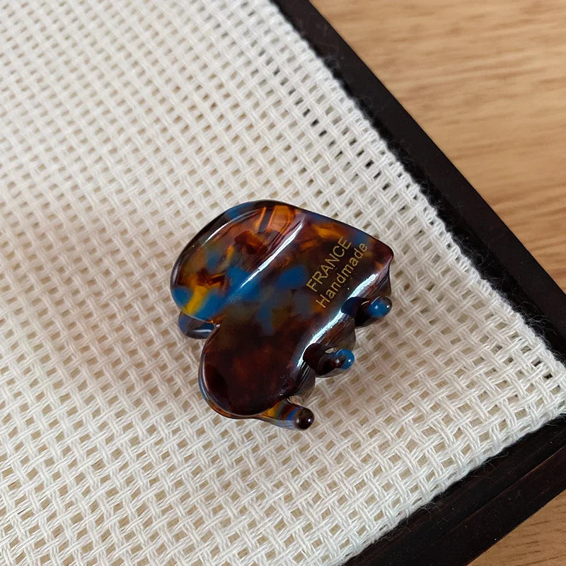 Heart Shaped Hair Claw - Effortless Style for Any Occasion