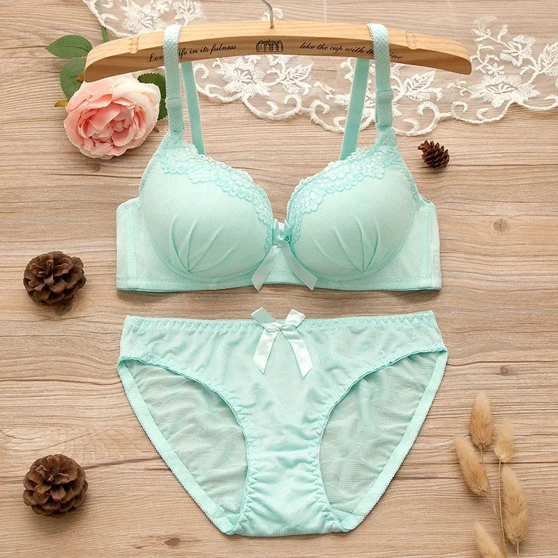 Breathable Lace Bralette and Briefs Set - Everyday Comfort