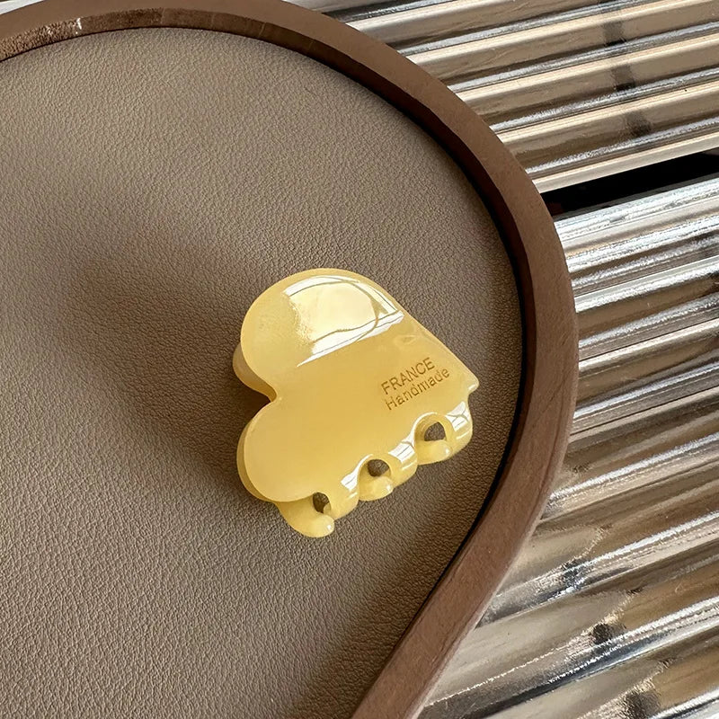 Heart Shaped Hair Claw - Effortless Style for Any Occasion