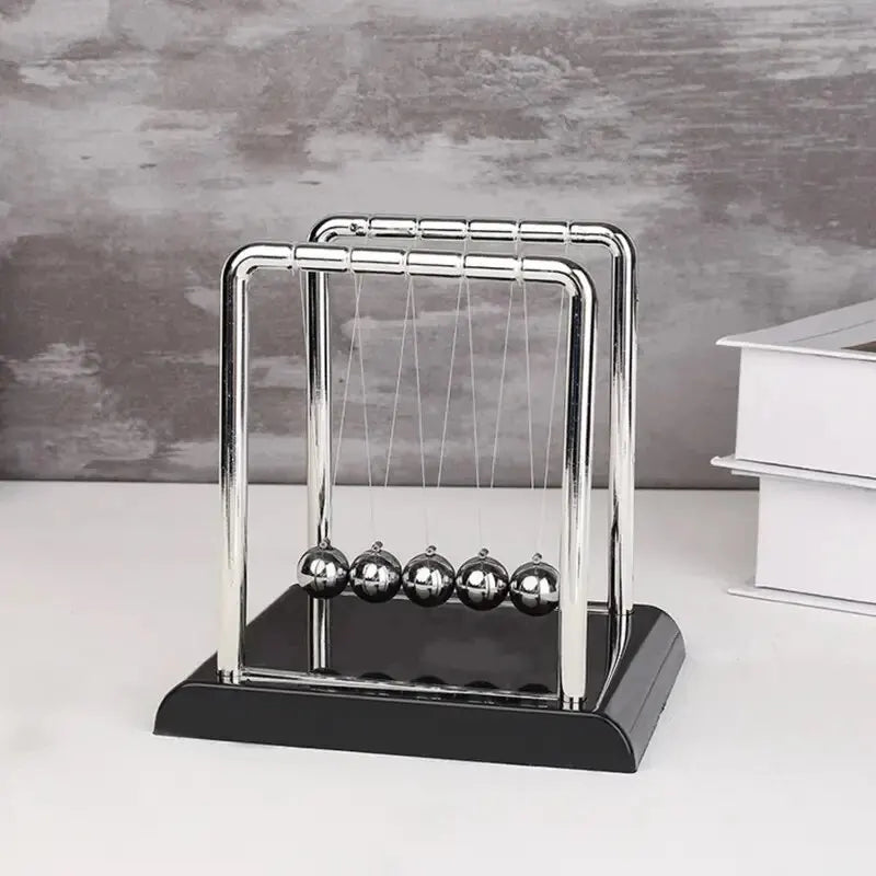Newton's Cradle - Stress Relief & Physics Education Toy
