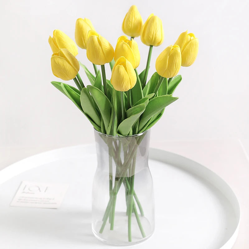 Lifelike Tulip Bouquet - Perfect for Any Occasion
