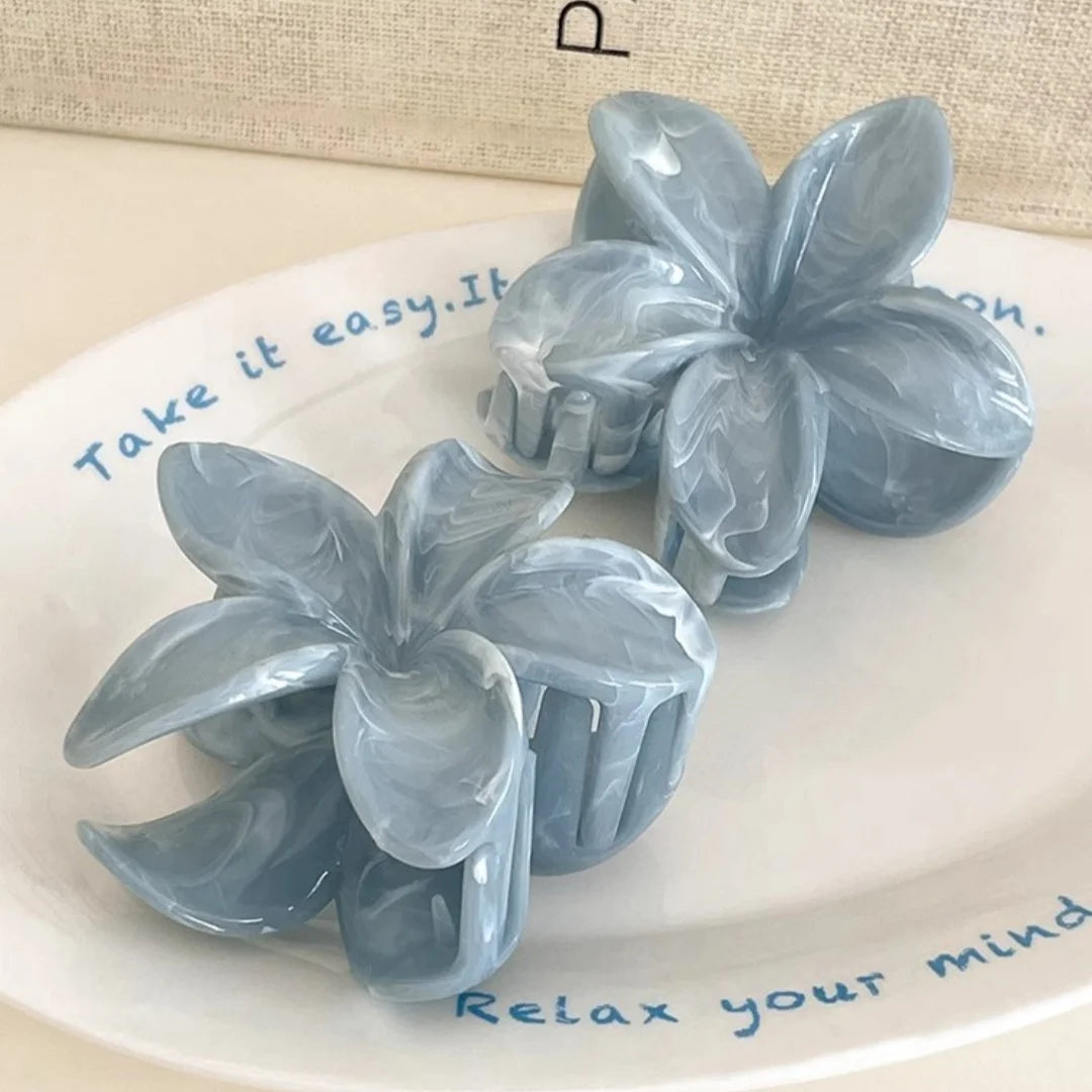 Floral Hair Shark Clip - Elegant Style & Secure Grip