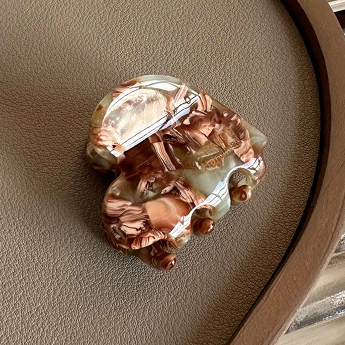 Heart Shaped Hair Claw - Effortless Style for Any Occasion