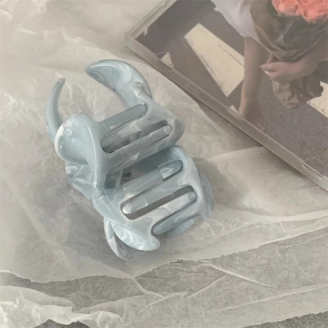 Floral Hair Shark Clip - Elegant Style & Secure Grip