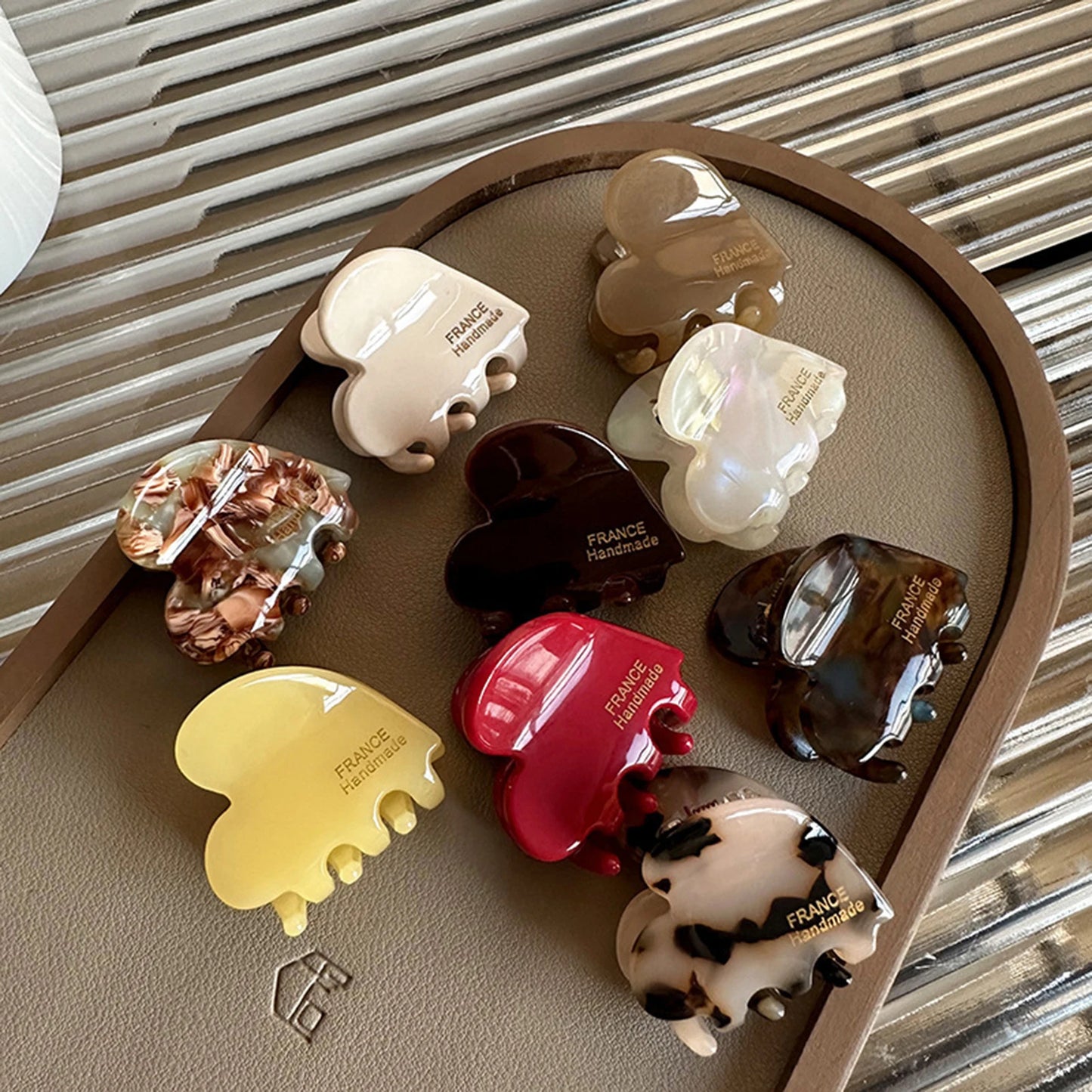 Heart Shaped Hair Claw - Effortless Style for Any Occasion