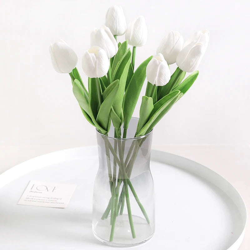 Lifelike Tulip Bouquet - Perfect for Any Occasion