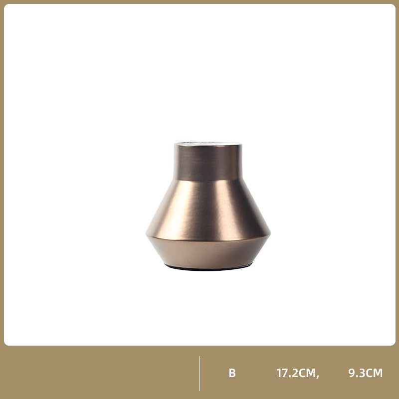 Elegant Golden Ceramic Vase - Modern Floral Decor