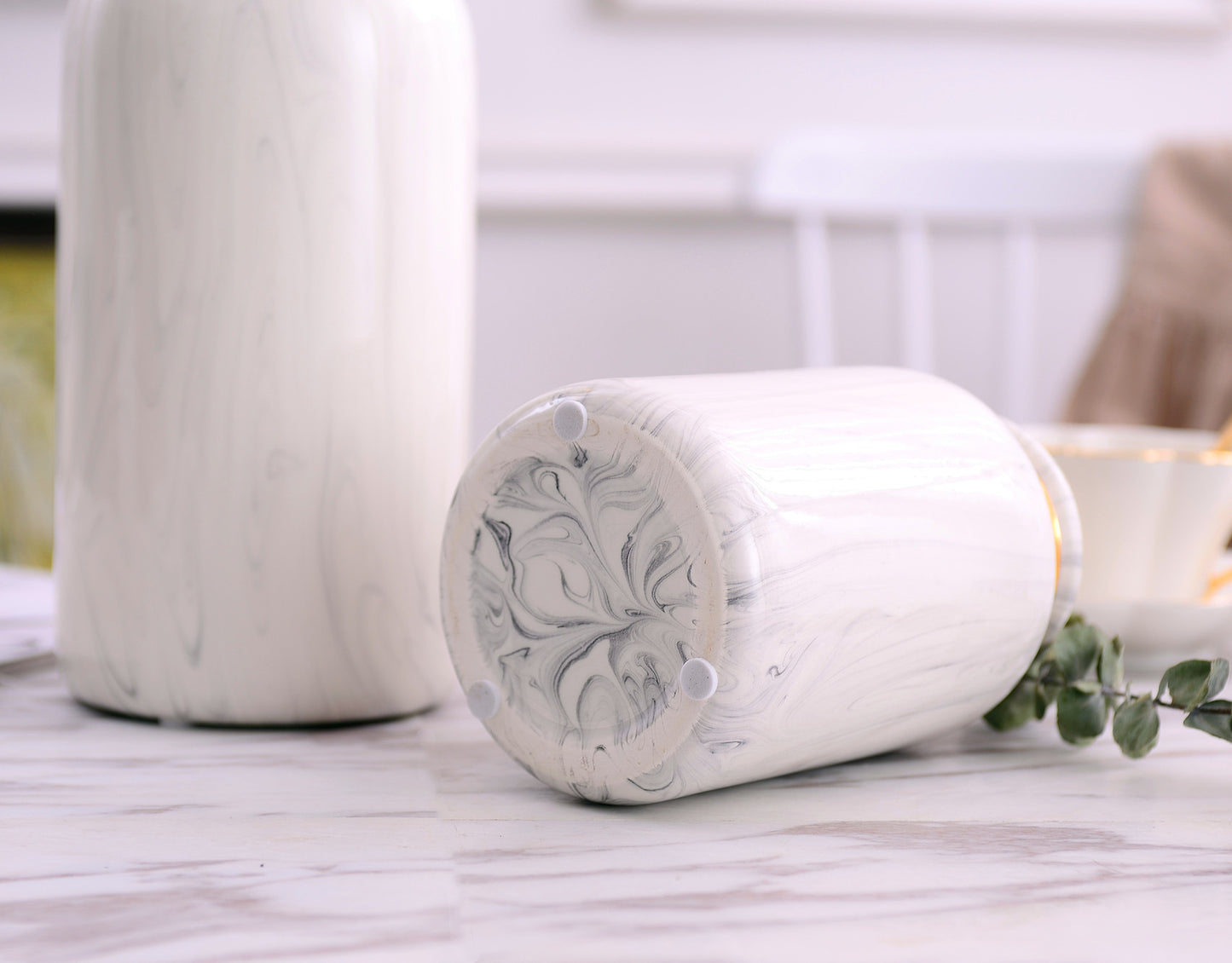 Elegant Marbling Ceramic Vase - Modern Home Decor