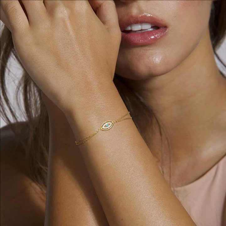 Minimal Evil Eye Bracelet