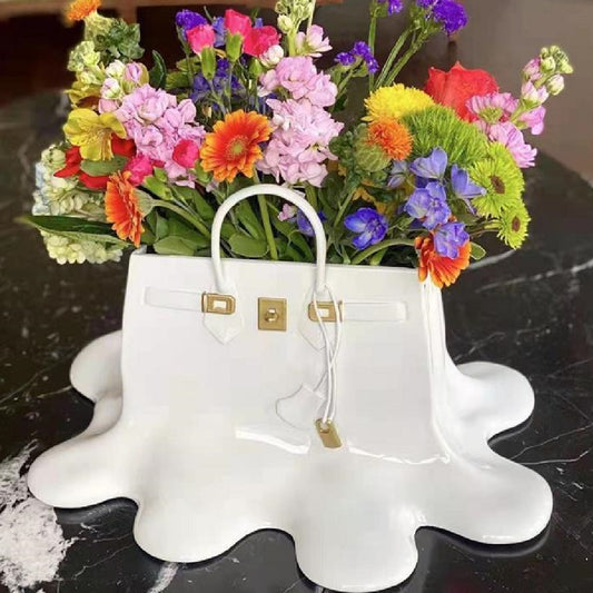Chic Resin Bag Vase - Perfect for Floral Arrangements