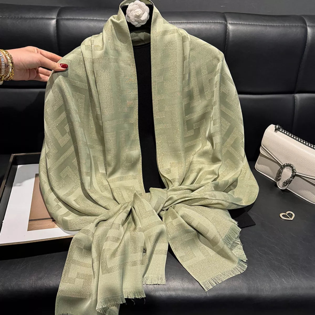 e5de7ec9-8180-4c06-b26c-a013a8d01389-Max-Origin