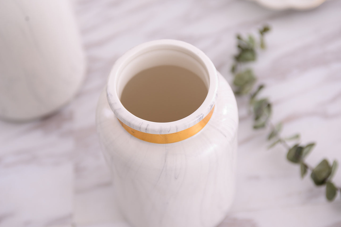 Elegant Marbling Ceramic Vase - Modern Home Decor