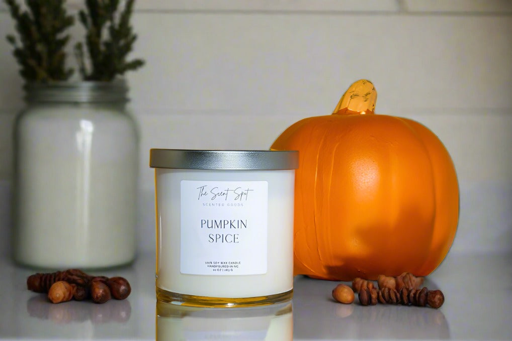 Pumpkin Spice Candle - Cozy Autumn Aroma